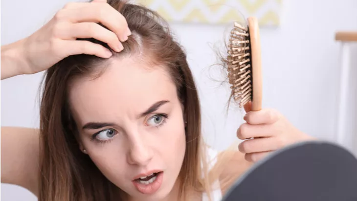 Tips Mengurangi Rambut Rontok Secara Alami